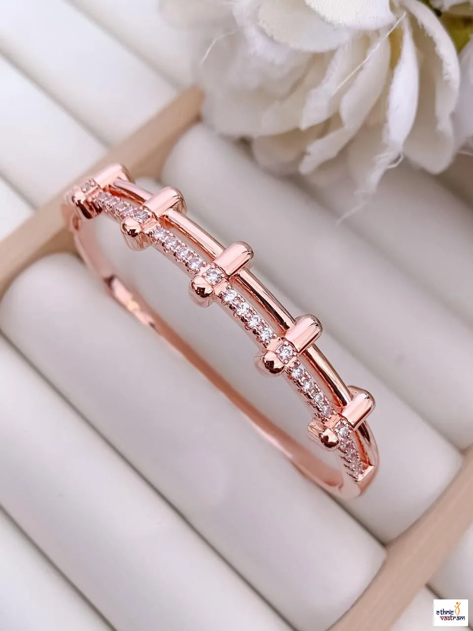 Cubic Zirconia Stones Rose Gold Double-Band Designer Kada
