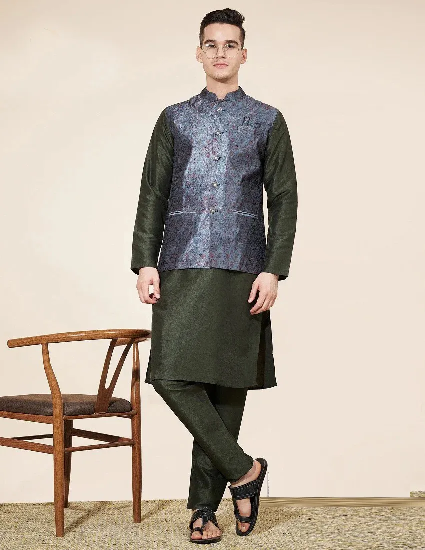 Green Silk Kurta Pajama With Jacquard Jacket