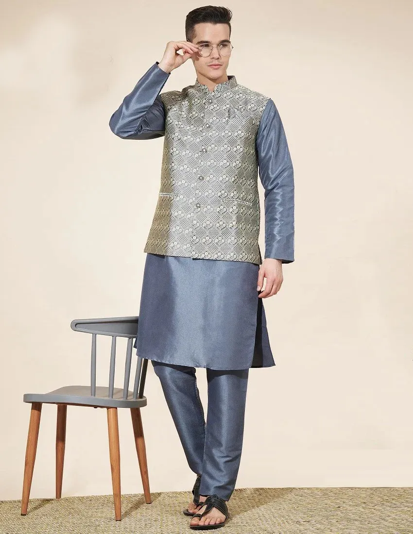 Grey Plain Silk Kurta Pajama With Jacquard Jacket