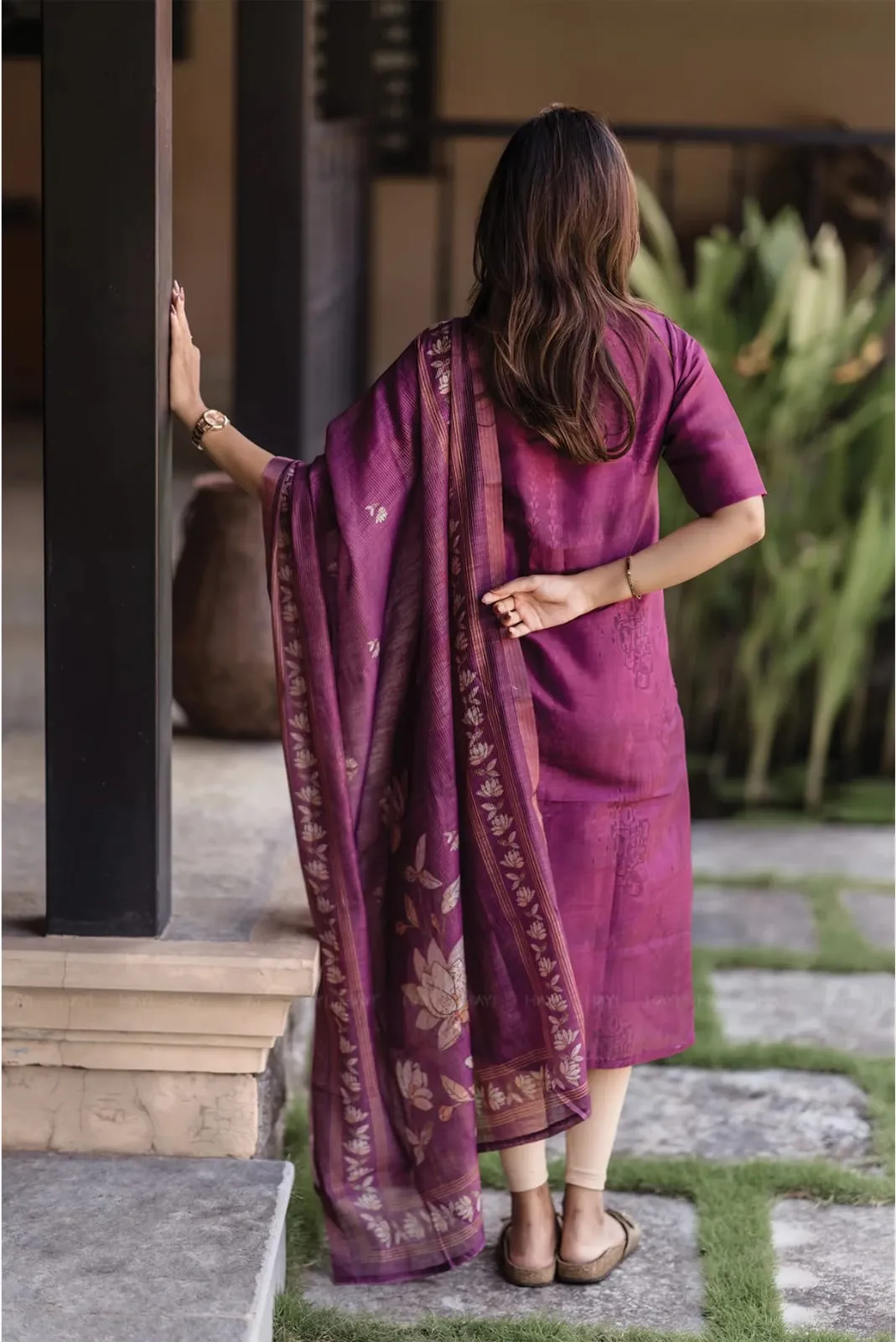 Magenta Pure Zarna Silk Printed Readymade Kurti With Dupatta - Image 2
