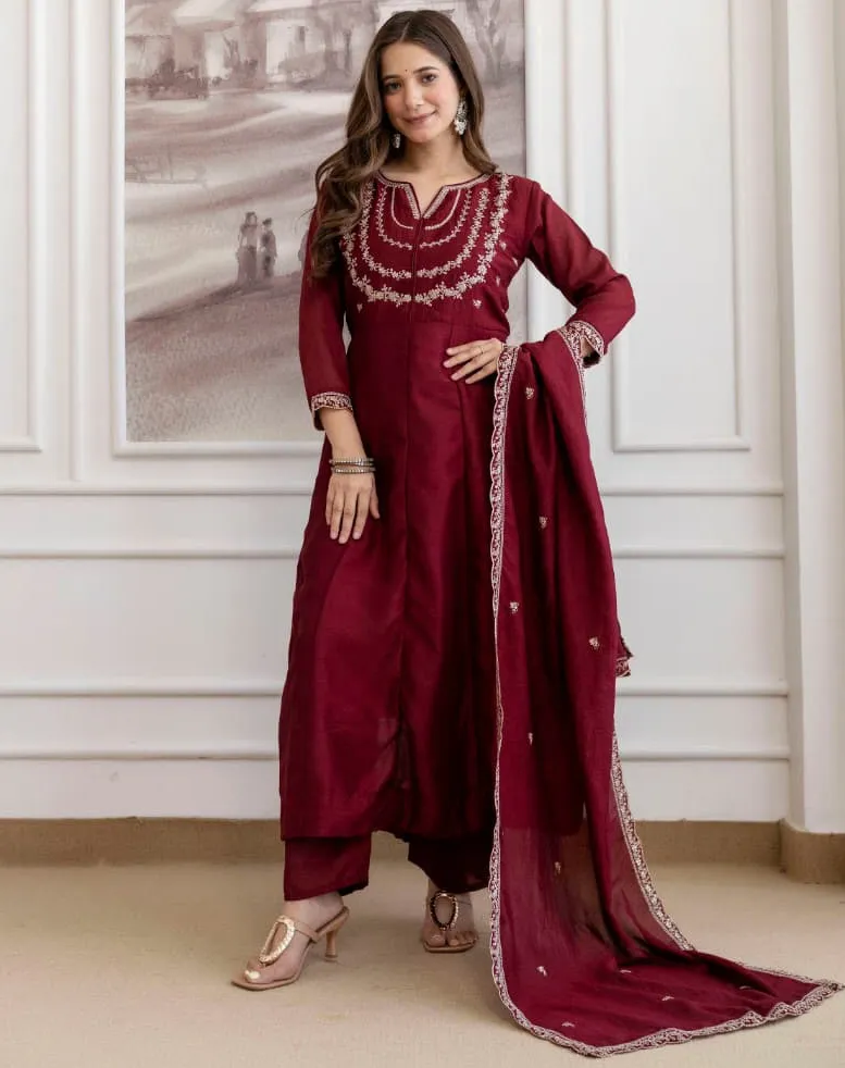 Maroon Vichitra Silk Embroidered Readymade Salwar Suit - Image 2