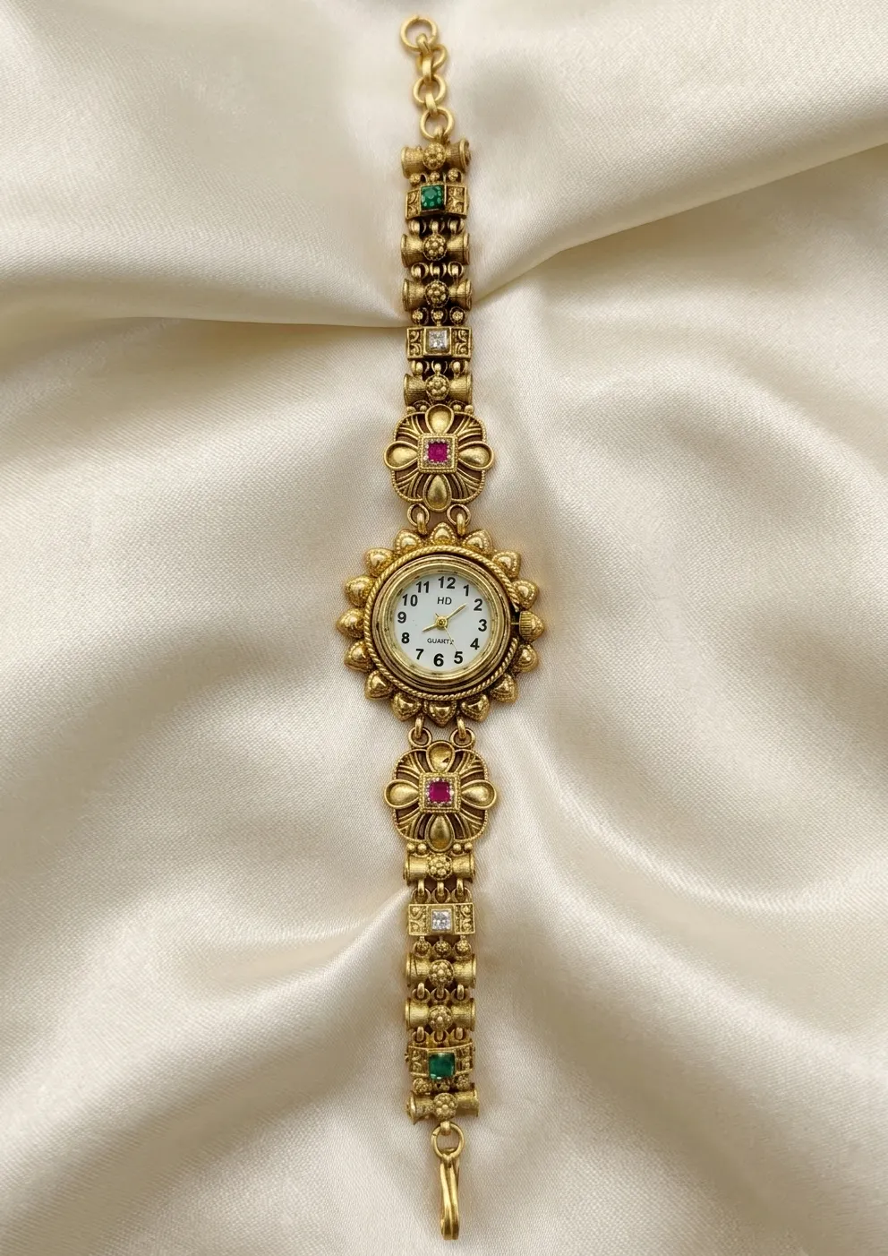 Traditional Antique Matte Gold-Plated Heritage Bracelet Watch