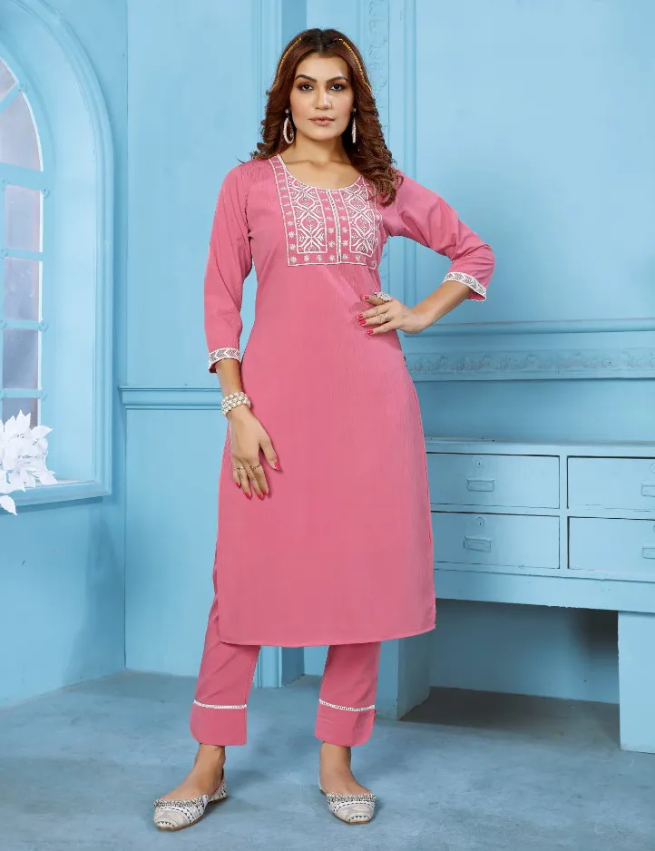 Pink Cotton Embroidered Kurti With Pant - Image 2