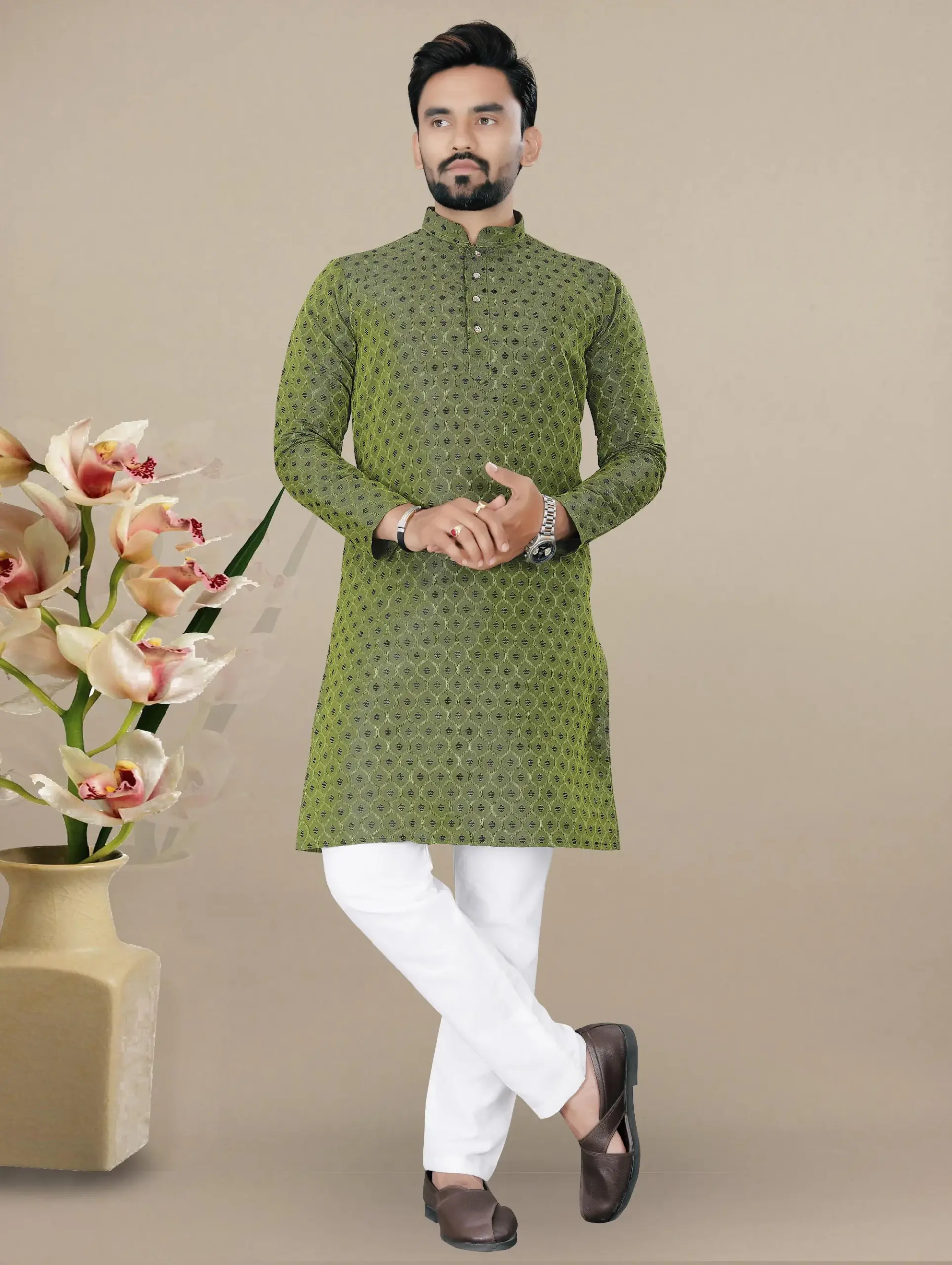 Green Jacquard Kurta With Contrast Pyjama