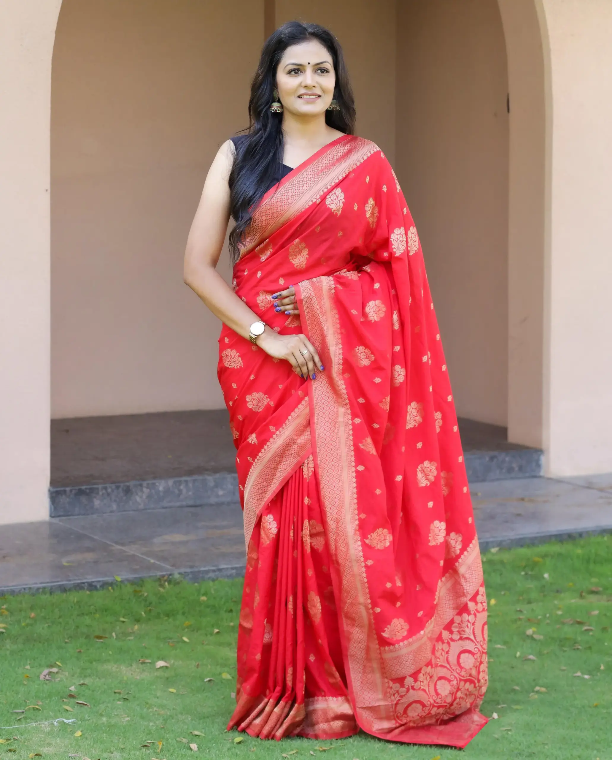 Red Soft Lichi Silk Weaving Work Saree