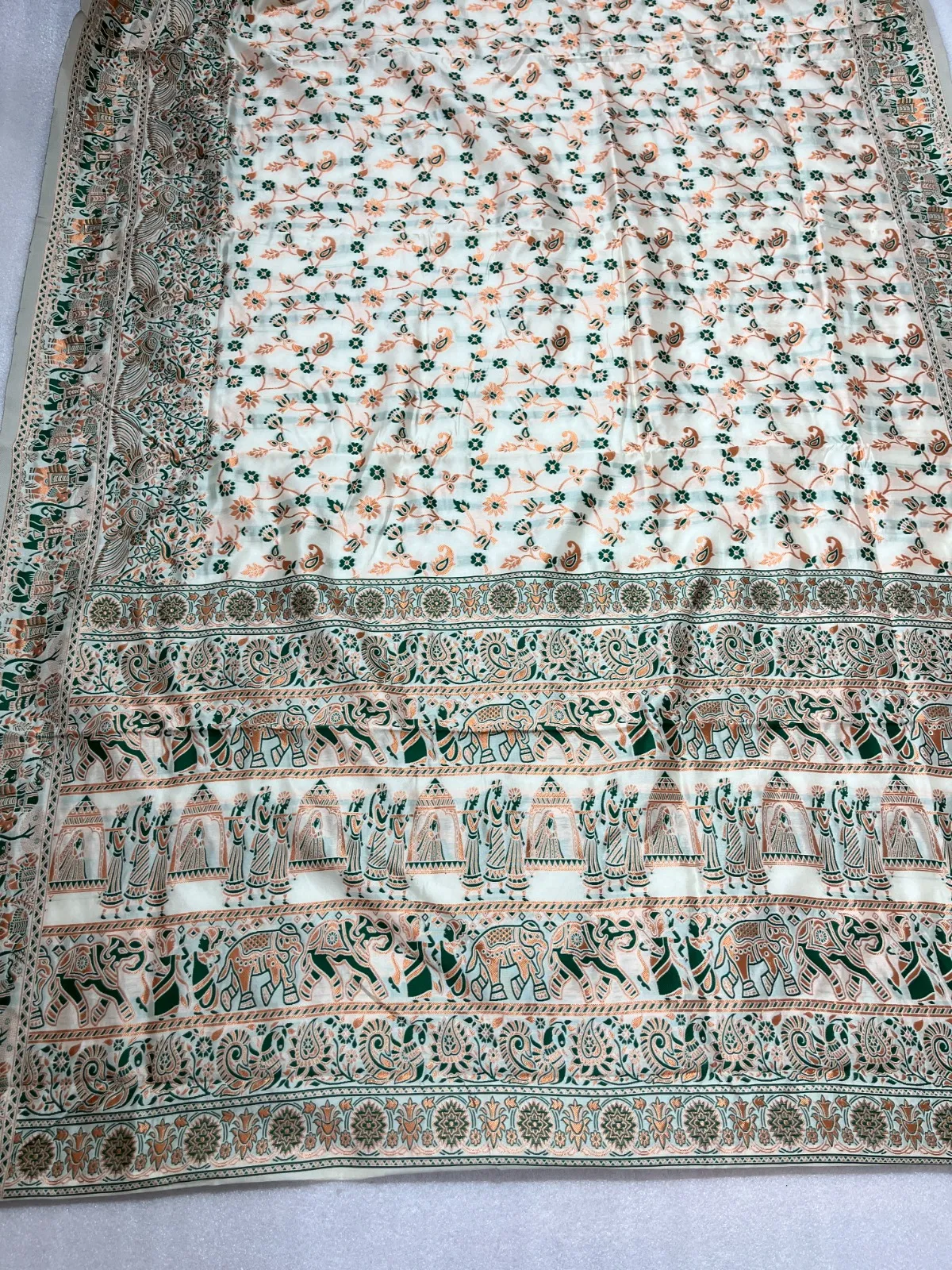 Off White Banarasi Silk Weaving Work Saree - Image 2