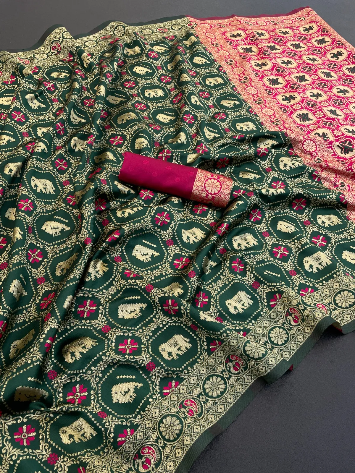 Green Banarasi Silk Weaving Work Rich Pallu Saree - Image 4