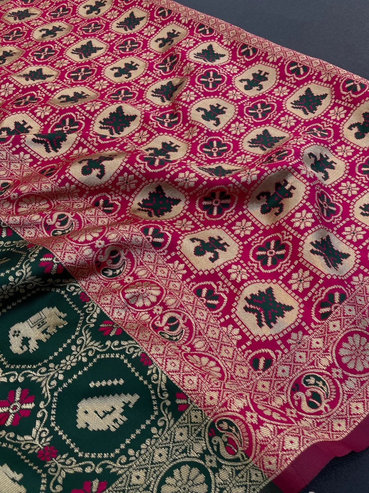 Green Banarasi Silk Weaving Work Rich Pallu Saree - Image 3