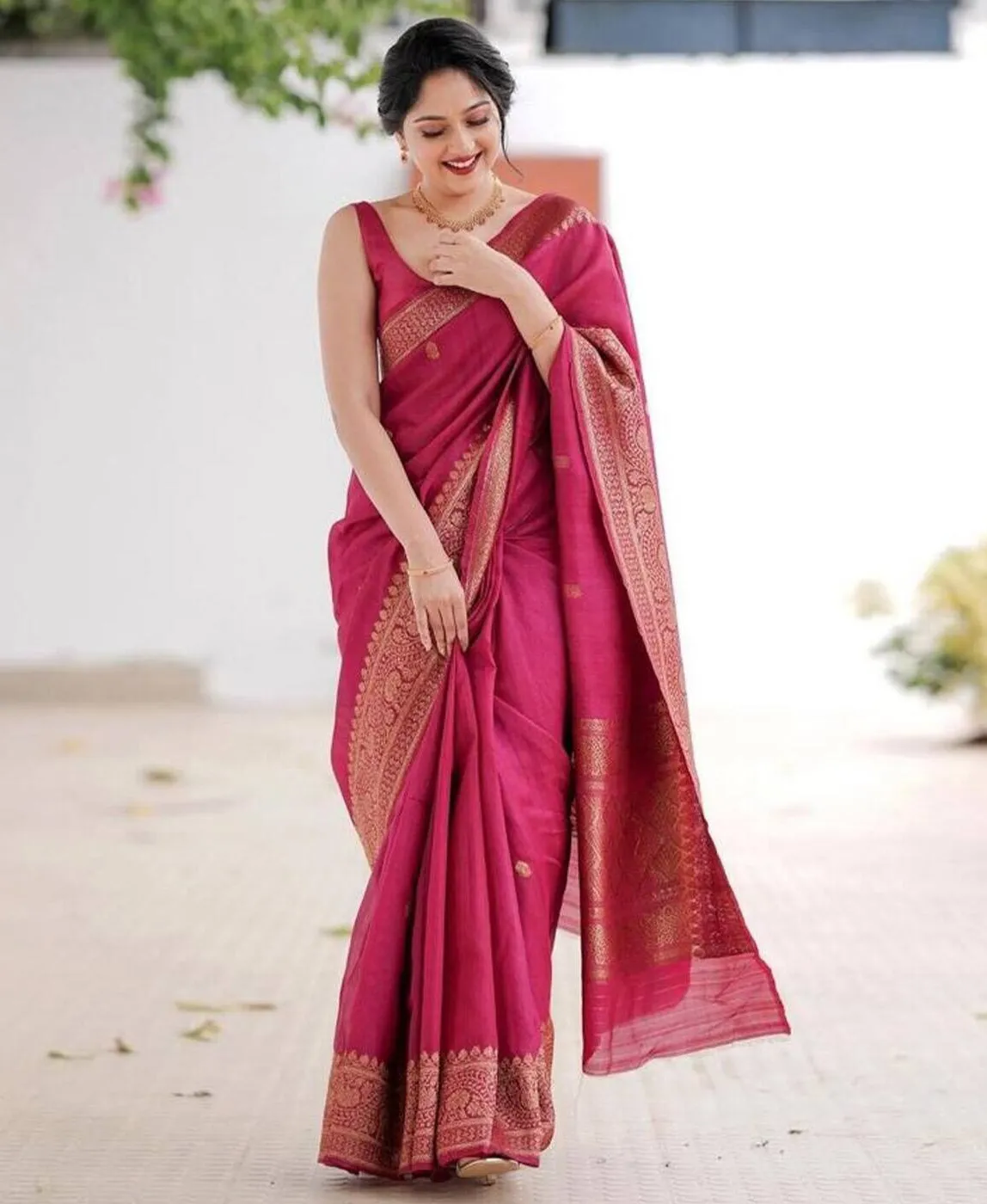Pink Lichi Silk Weaving Work Saree