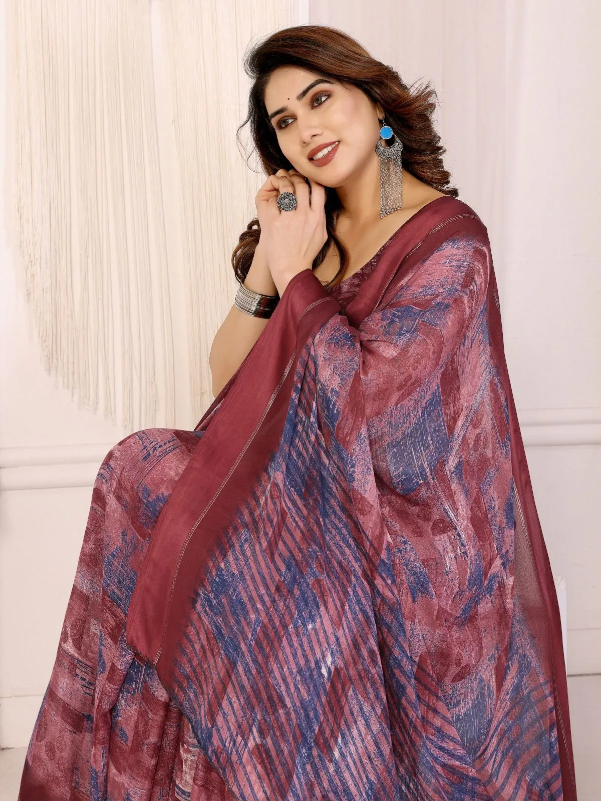 Maroon Chiffon Printed Casual Saree - Image 2