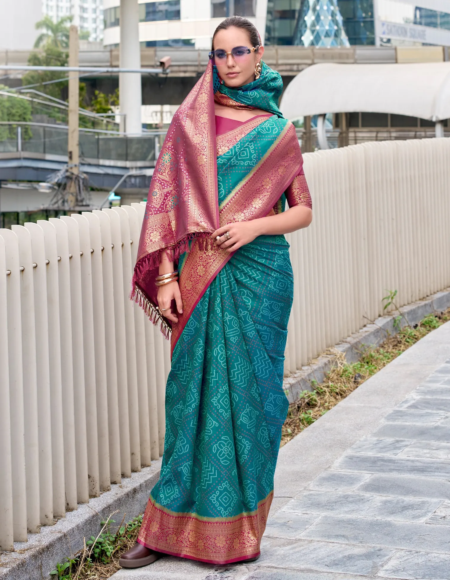 Teal Soft Silk Bandhani Weaving Saree