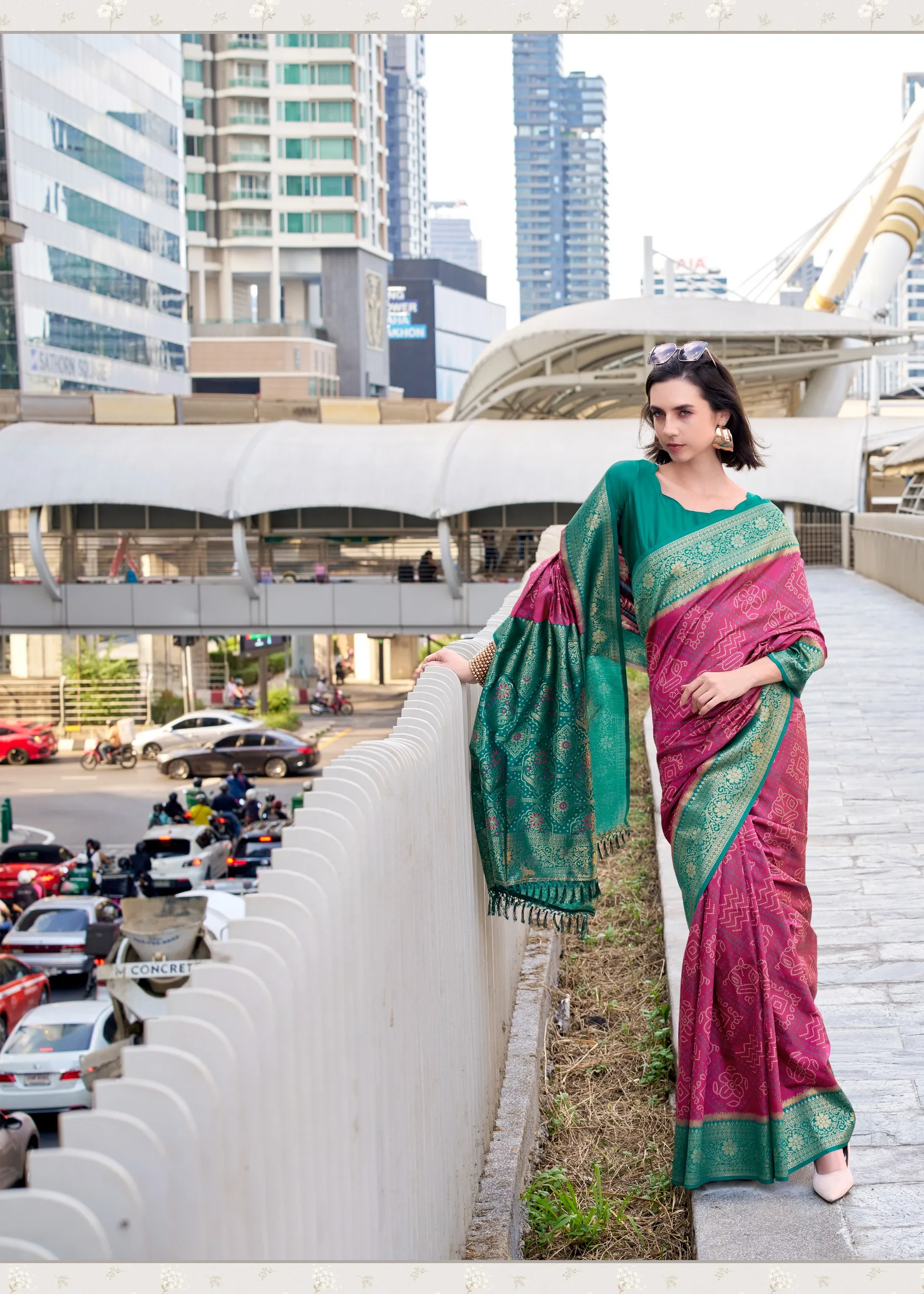 Magenta Soft Silk Bandhani Weaving Saree - Image 2