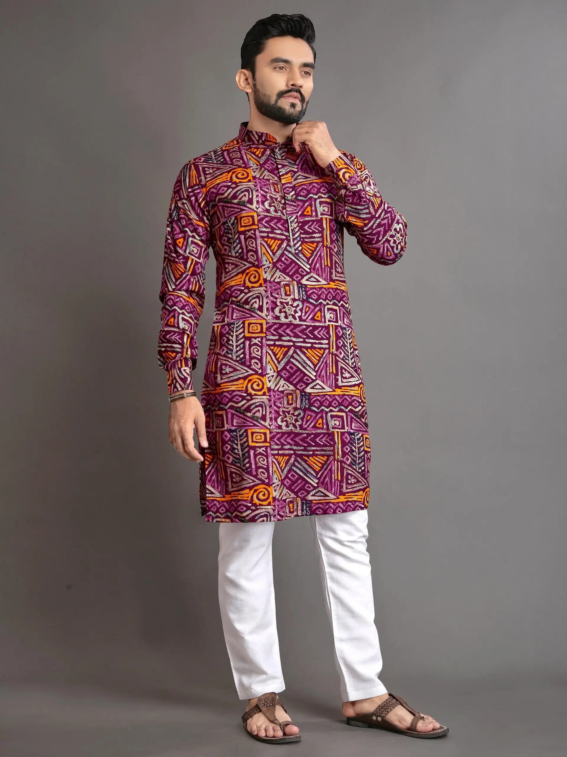 Wine Cotton Foil Print Men's Kurta Pyjama - Image 2