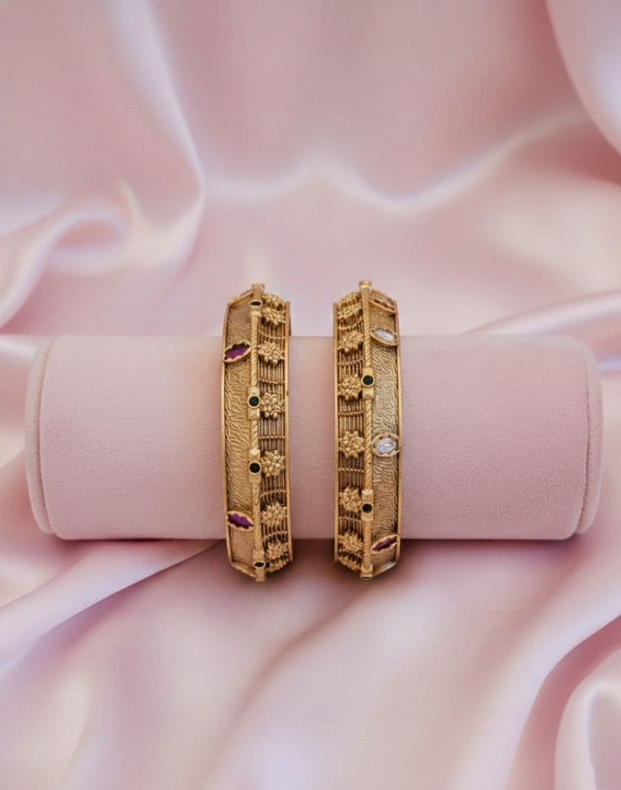 Traditional Brass Rajwadi Meenakari Bangles Set