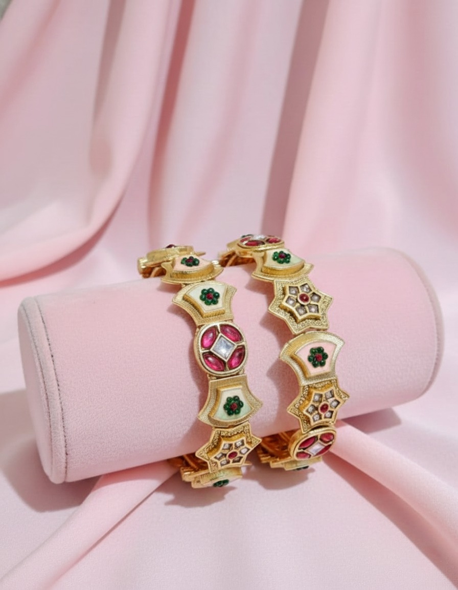 Brass Rajwadi Traditional Meenakari Kangan Set