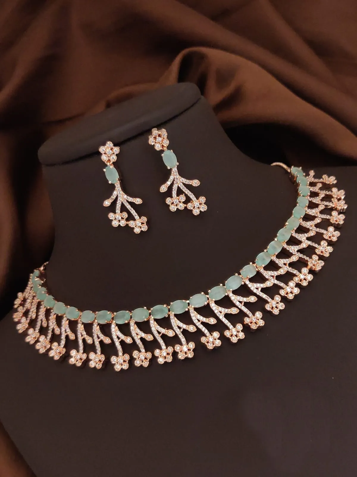 Rose Gold-Plated Mint Green Floral Necklace Set with Earrings