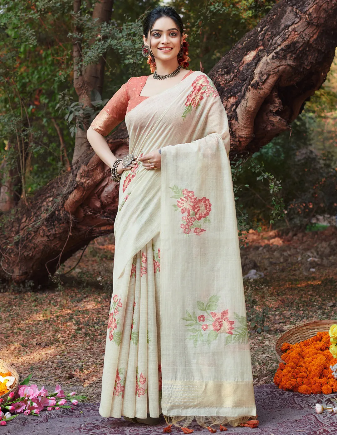 Cream and Peach Cotton Floral Printed Saree