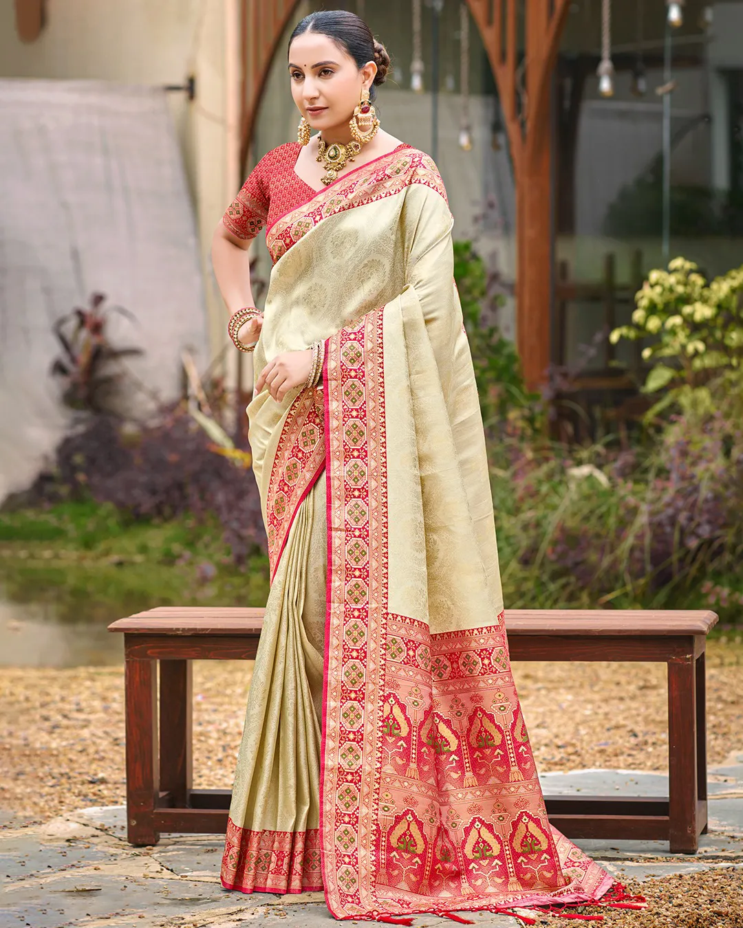 Beige and Red Silk Handloom Traditional Saree