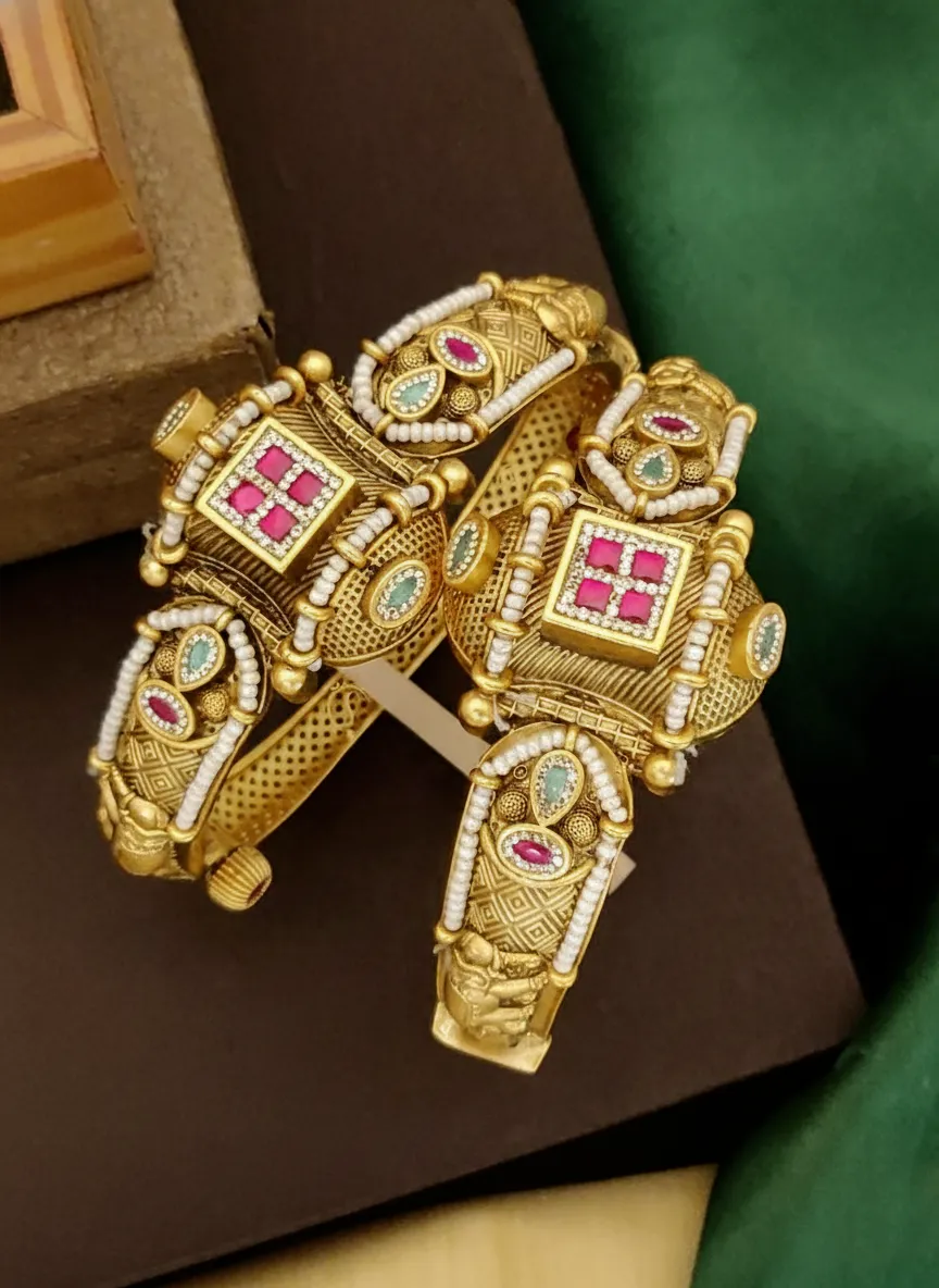 Royal Heritage Kangan & Rajwadi Brass Bangles