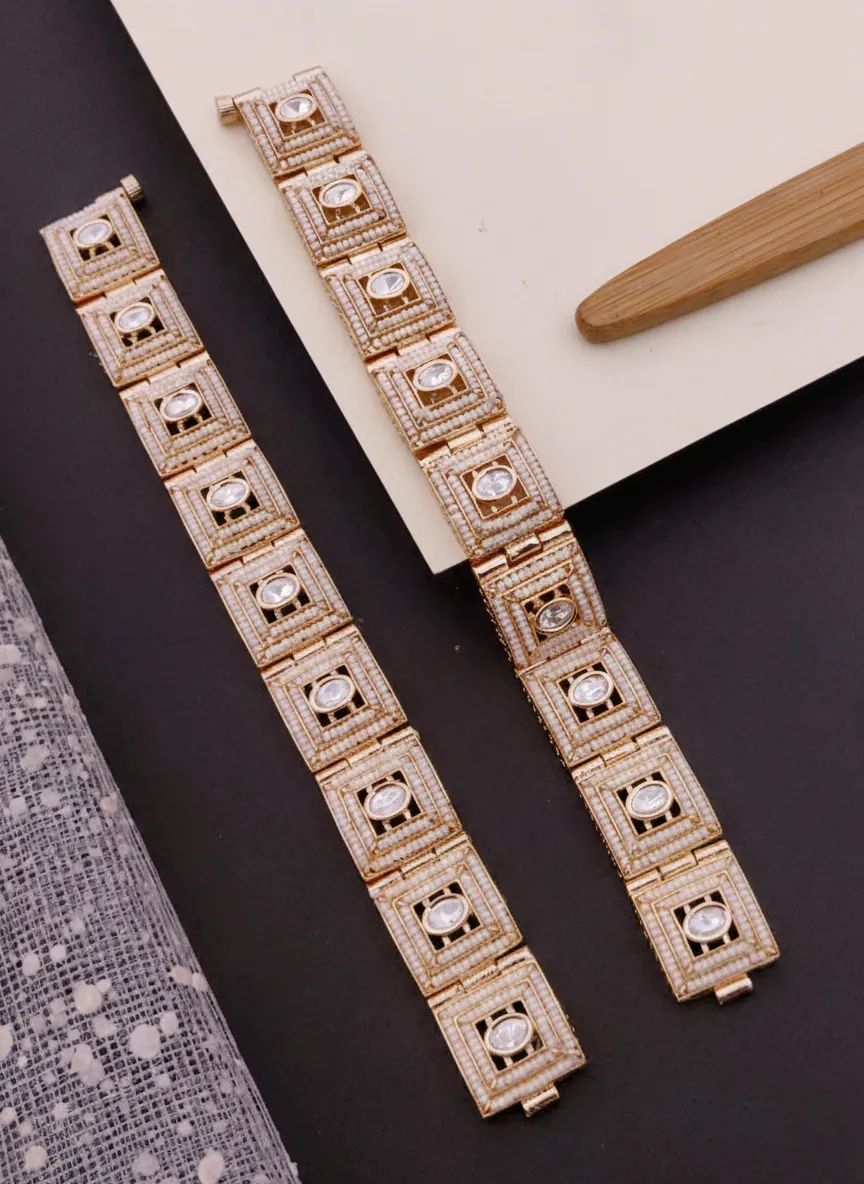 Traditional Indian Uncut Polki Kundan Gajra Kada Bracelet