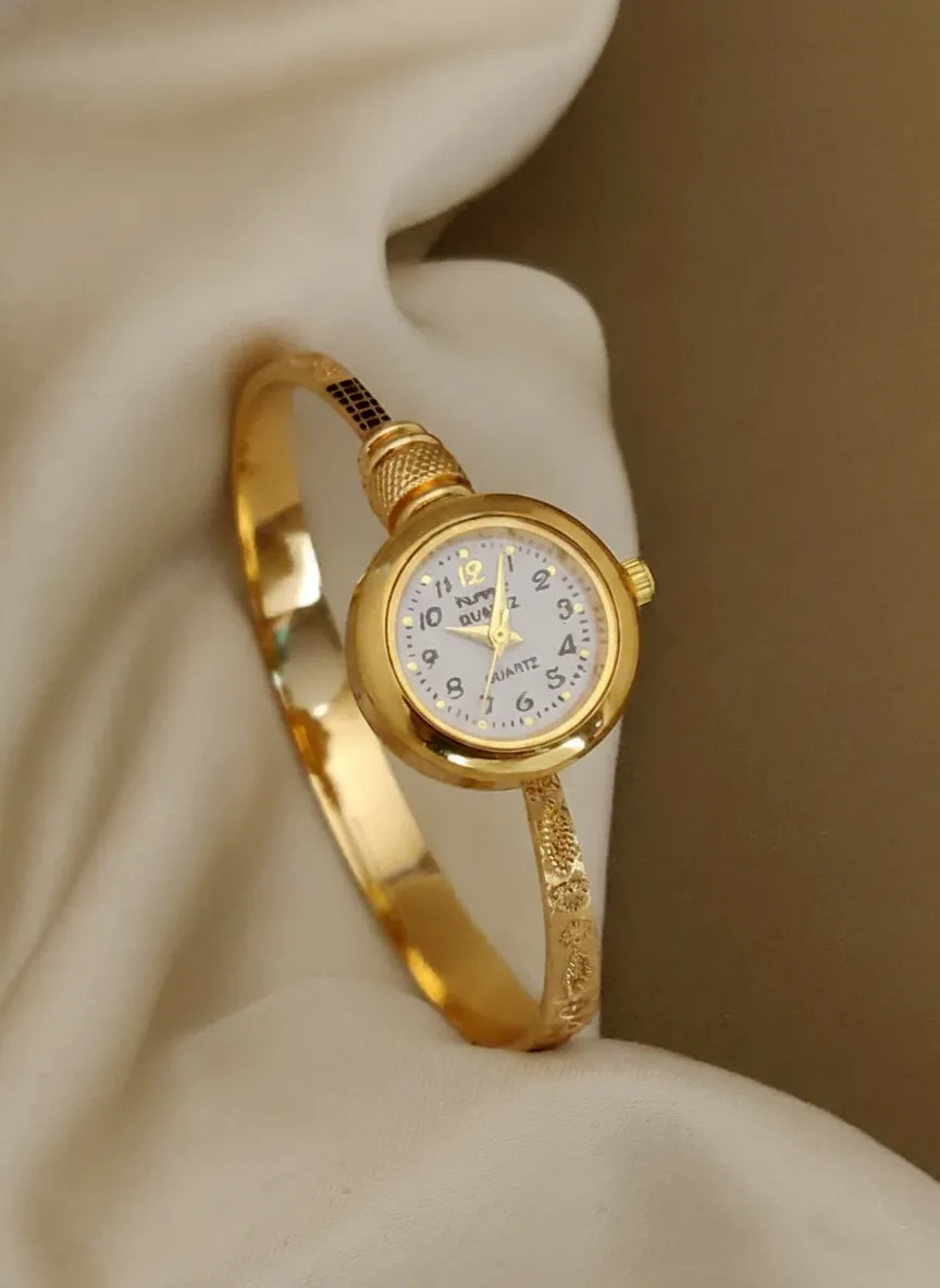 Elegant Gold Floral White Dial Bracelet  Watch