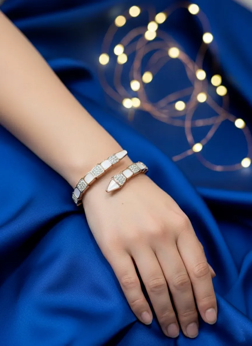 Exquisite Rose Gold & Crystal Statement Bracelet