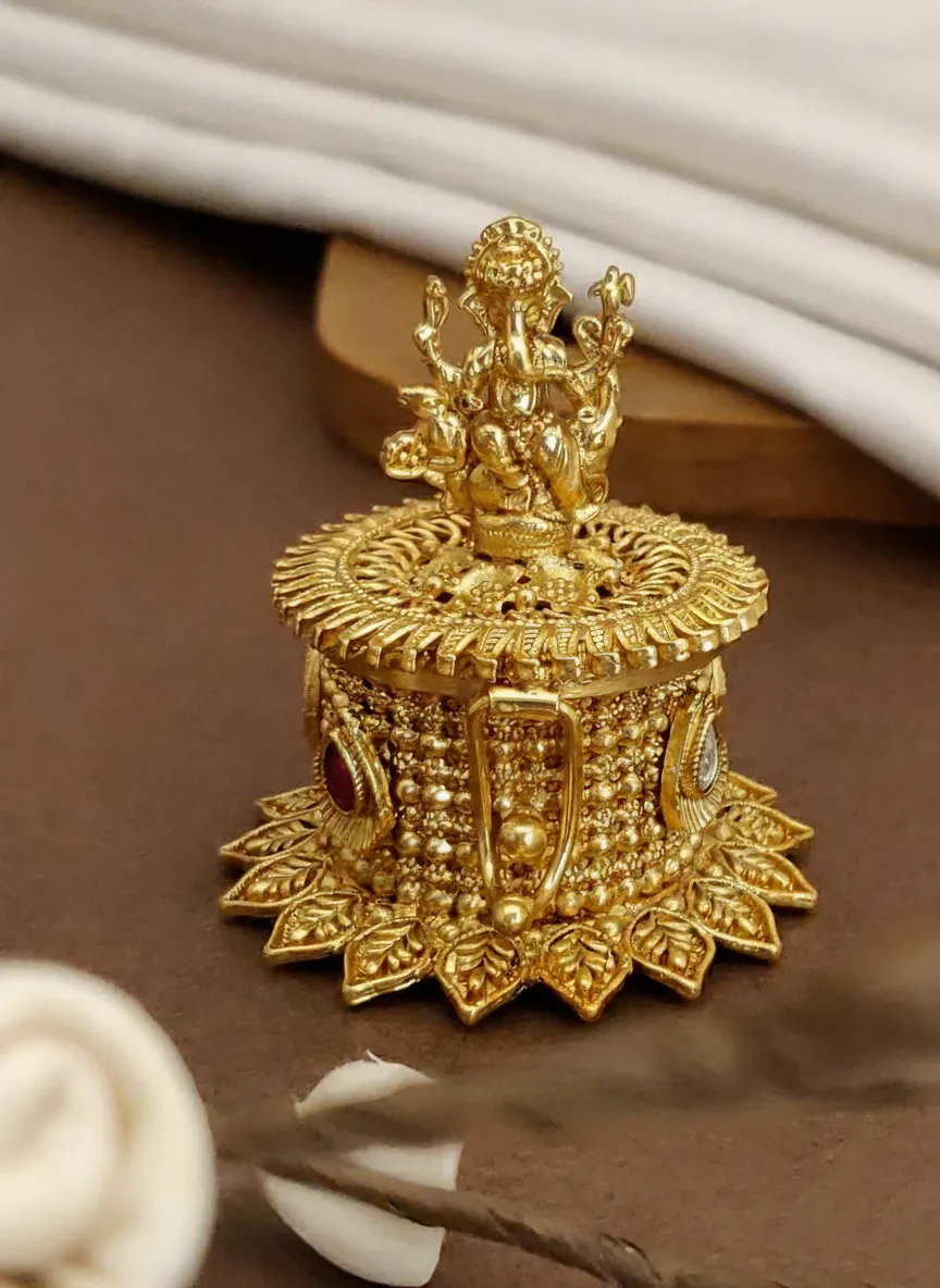 Sunburst Leaf Design Heavy Golden Beadwork Ganesha Kankawati