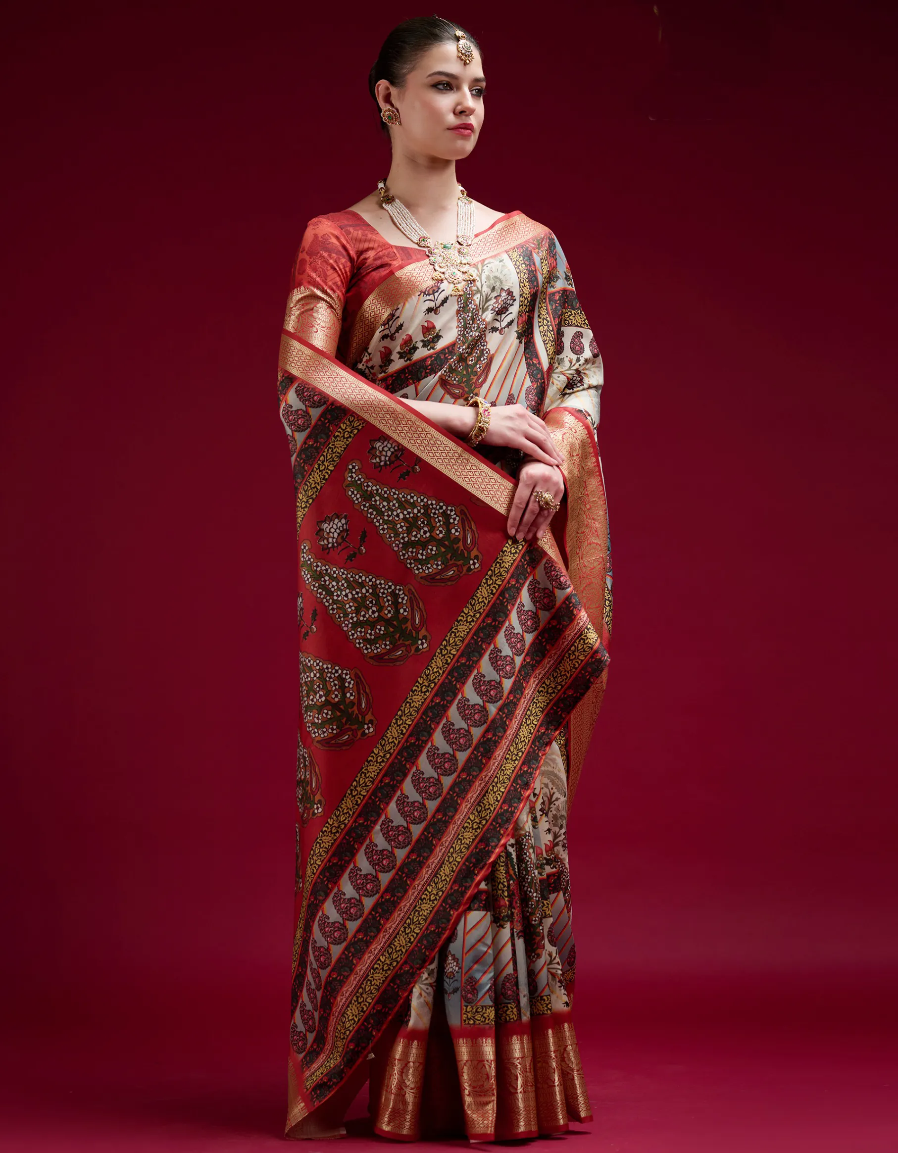 Multicolor Ethnic Dola Handloom Silk Traditional Saree