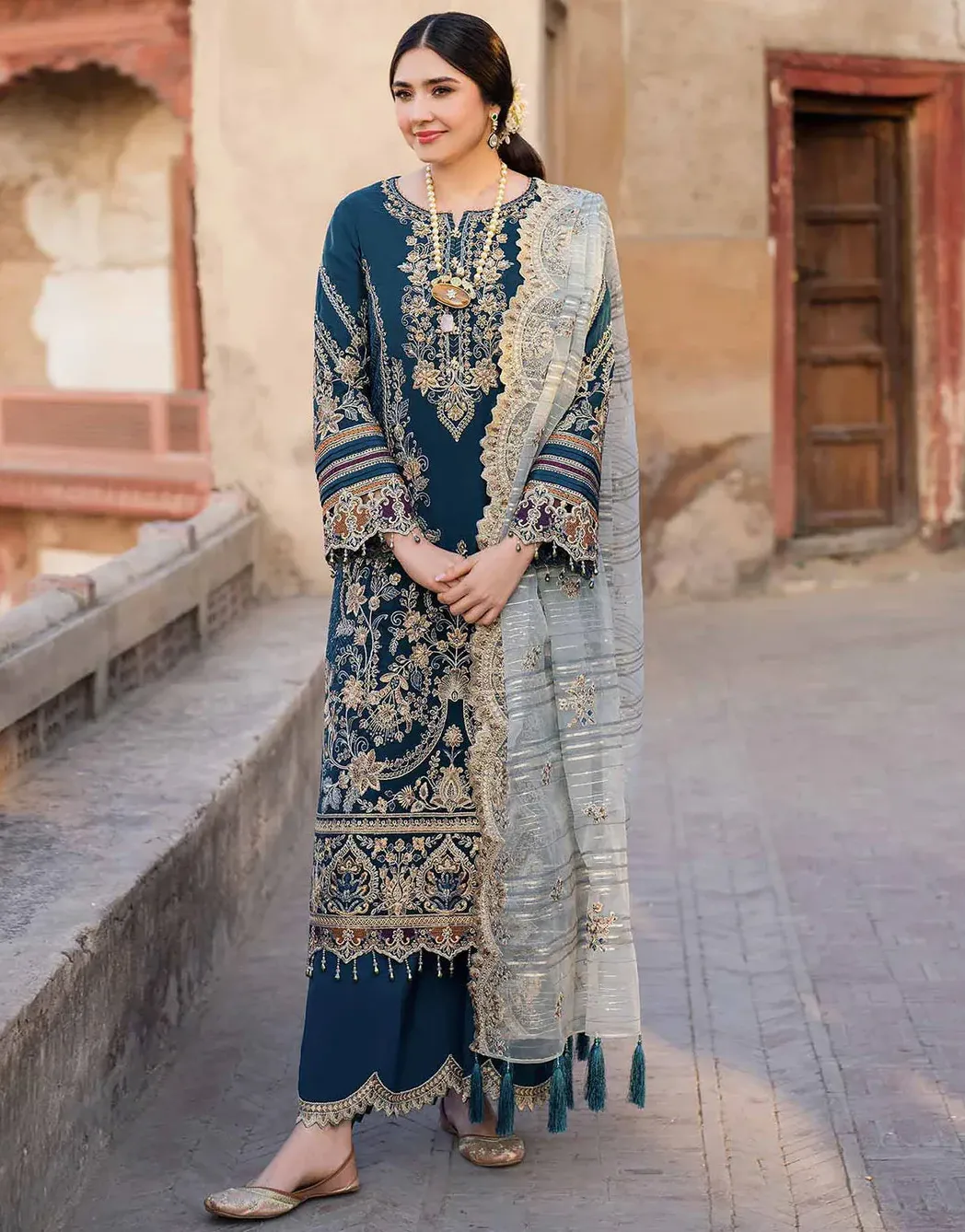 Navy Blue Heavy Faux Georgette Embroidered Pakistani Salwar Suit