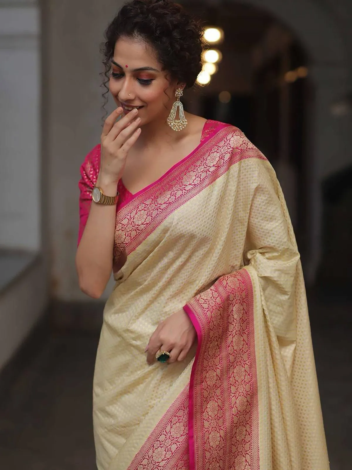 Cream Lichi Silk Weaving Work Traditional Saree - Image 2