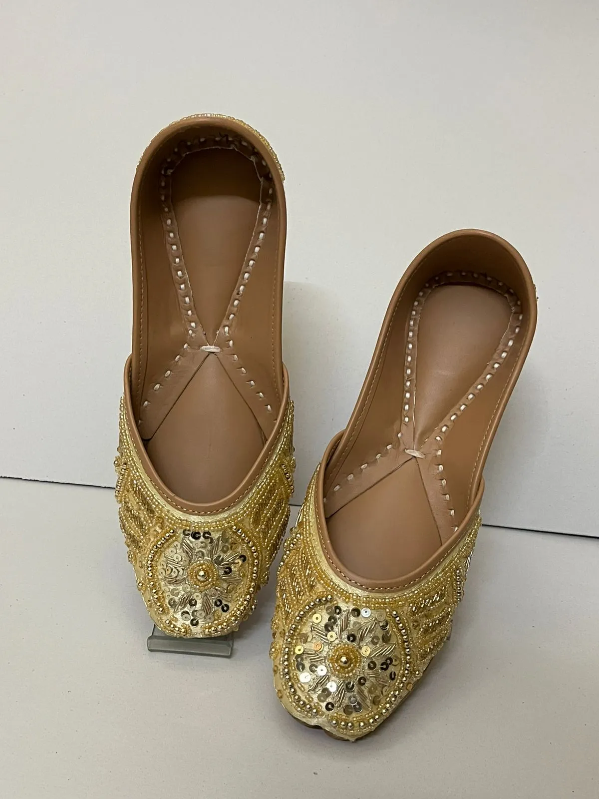 Handcrafted Floral Golden Sequin & Bead Work Punjabi Jutti