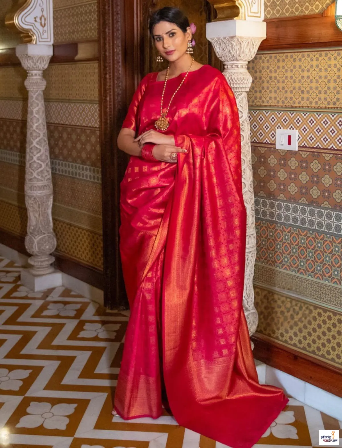 Red Lichi Silk Rich Pallu Jacquard Work Traditional Saree