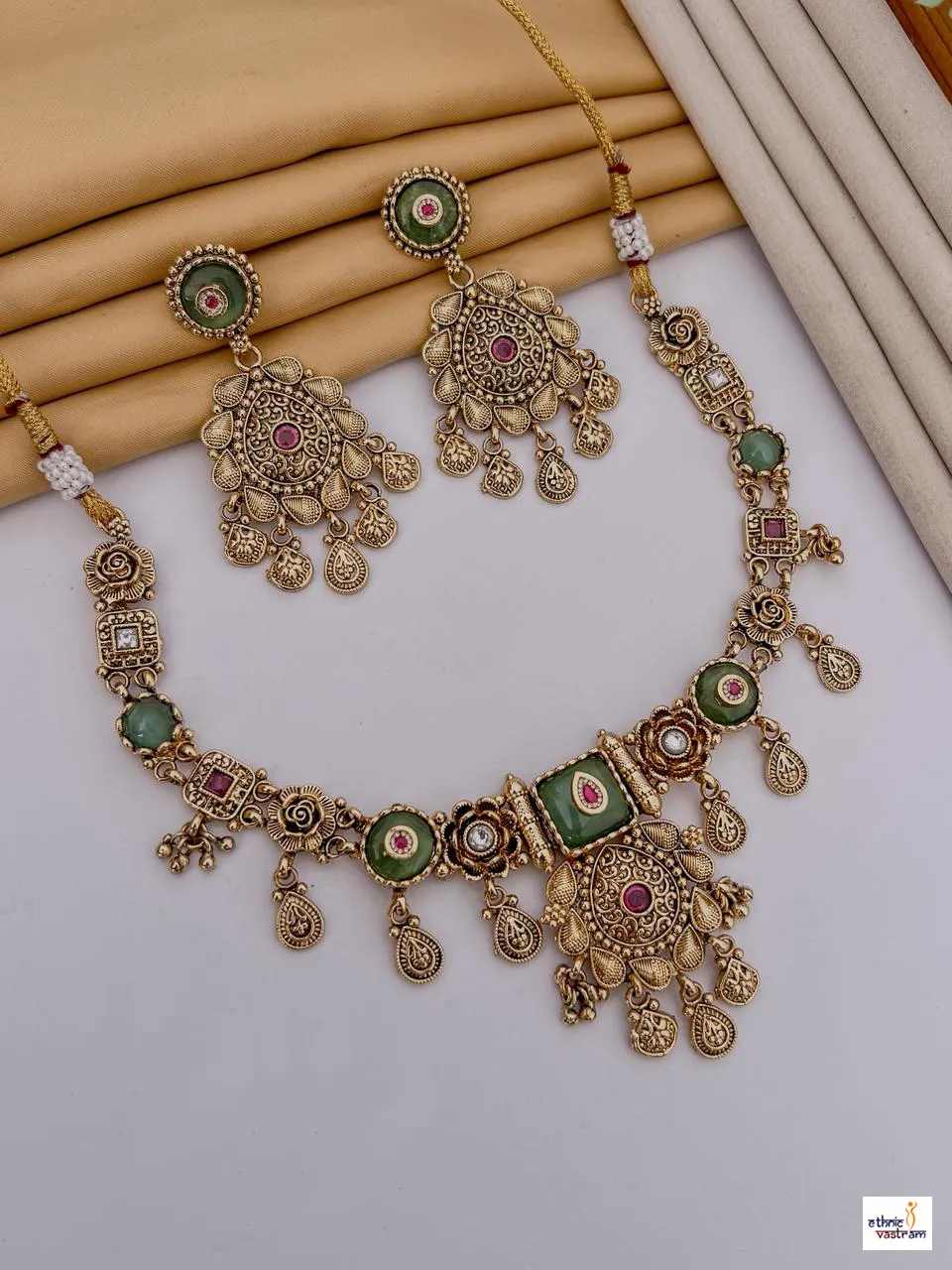 Sage Green Vintage Antique Gold-Plated Statement Necklace Set