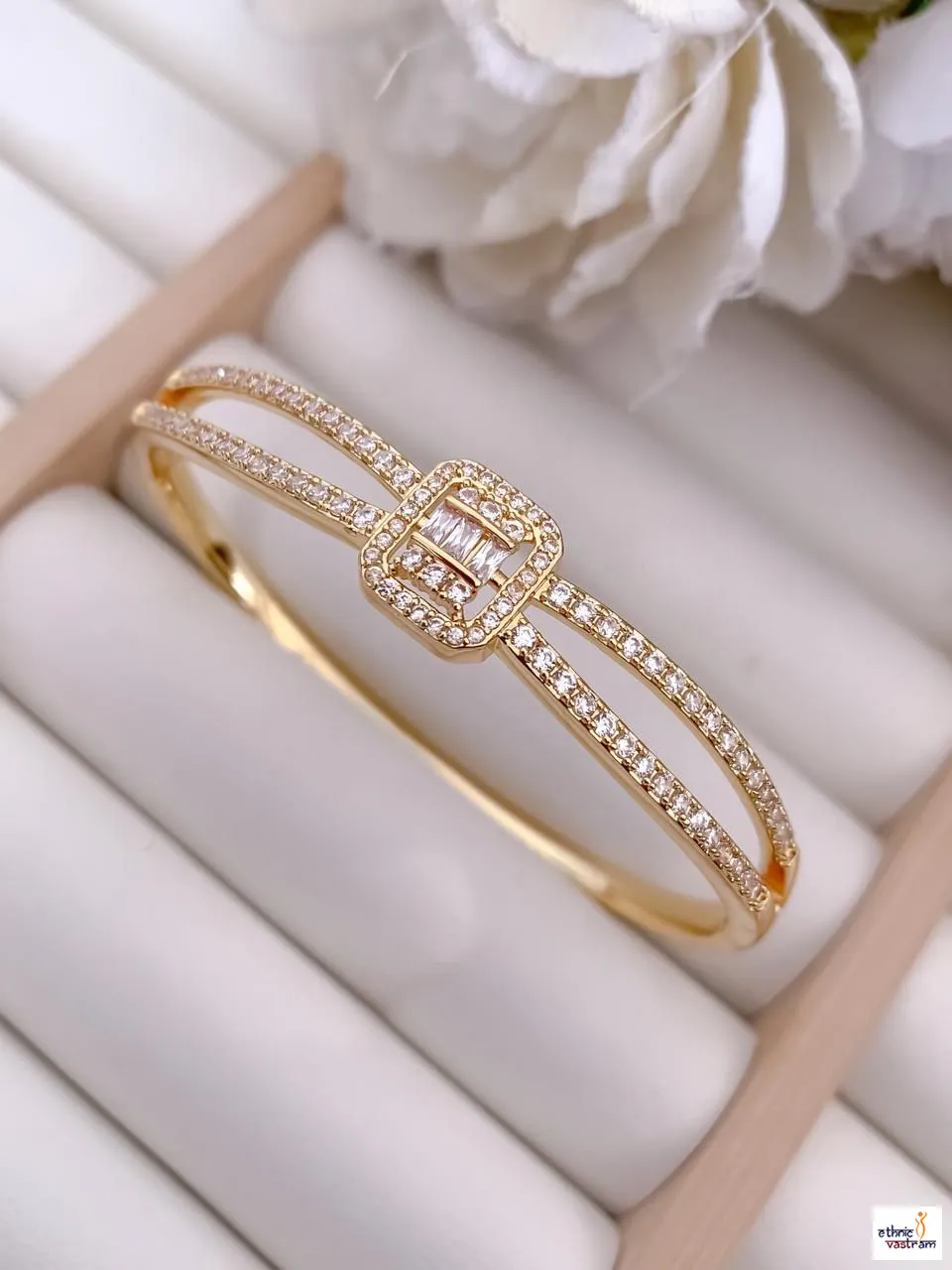 Square Halo Cubic Gold-Plated Split Band Designer Kada Bracelet